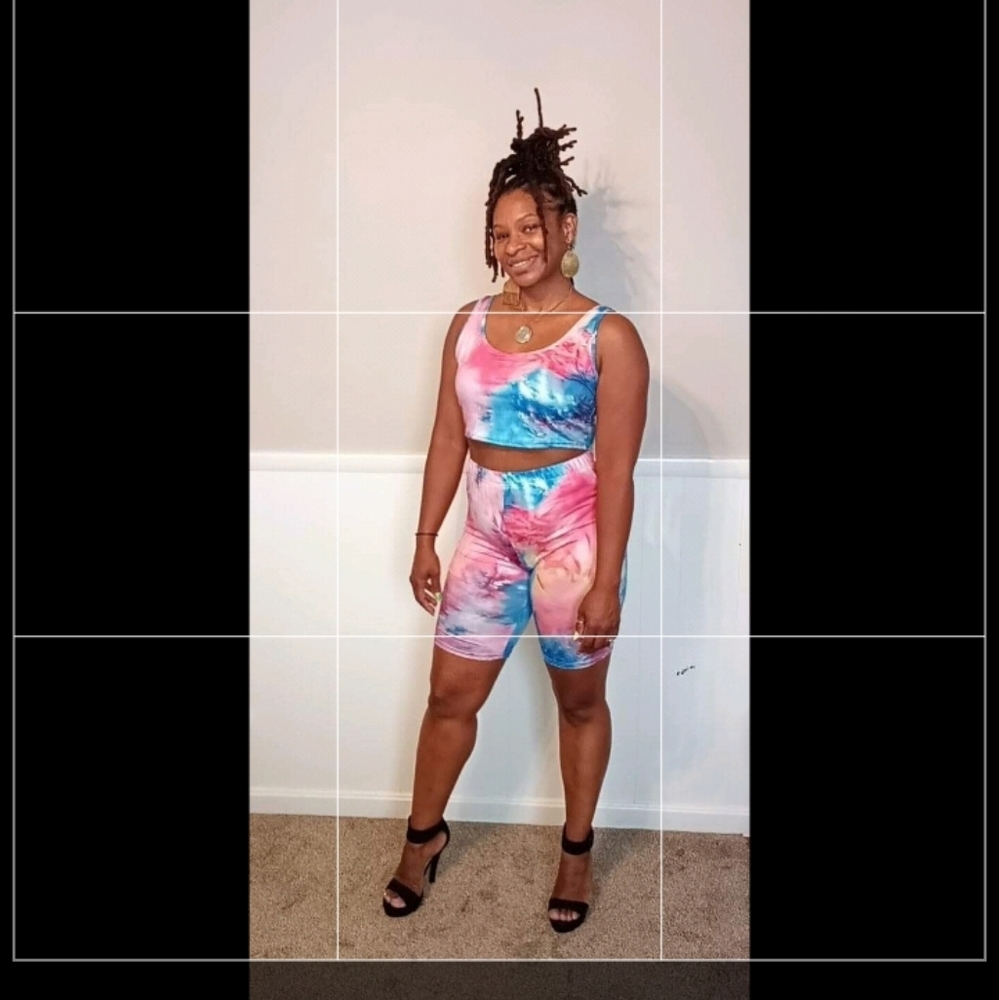 Two piece multi short set